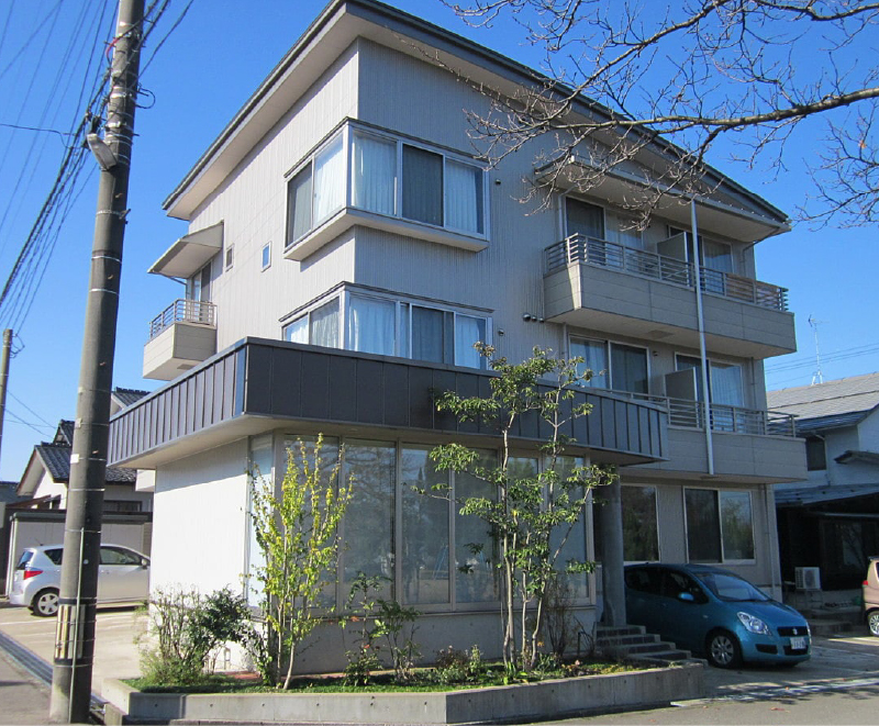 能美市　事務所兼アパート